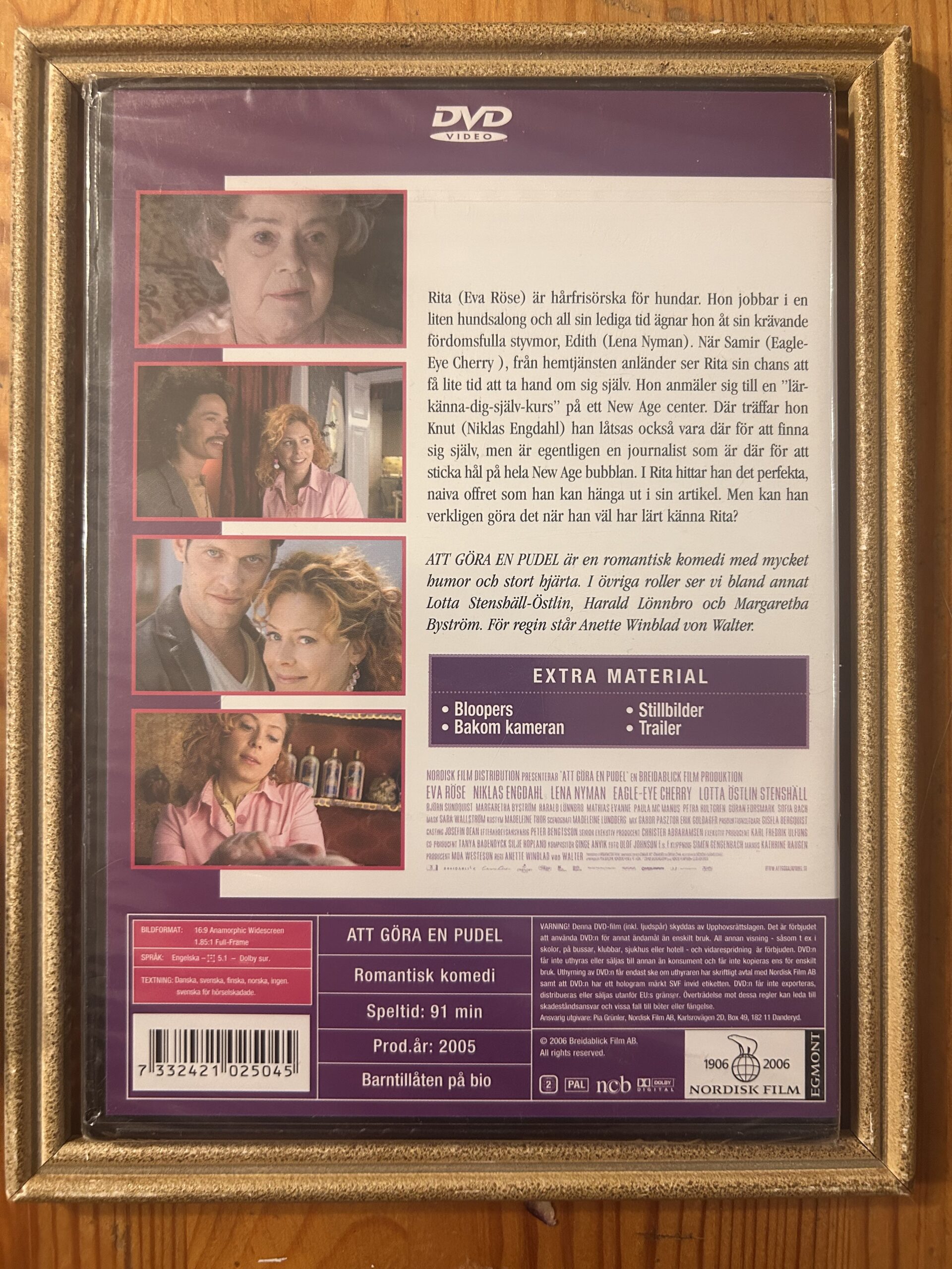 ATT GÖRA EN PUDEL (2005) - Bild 2