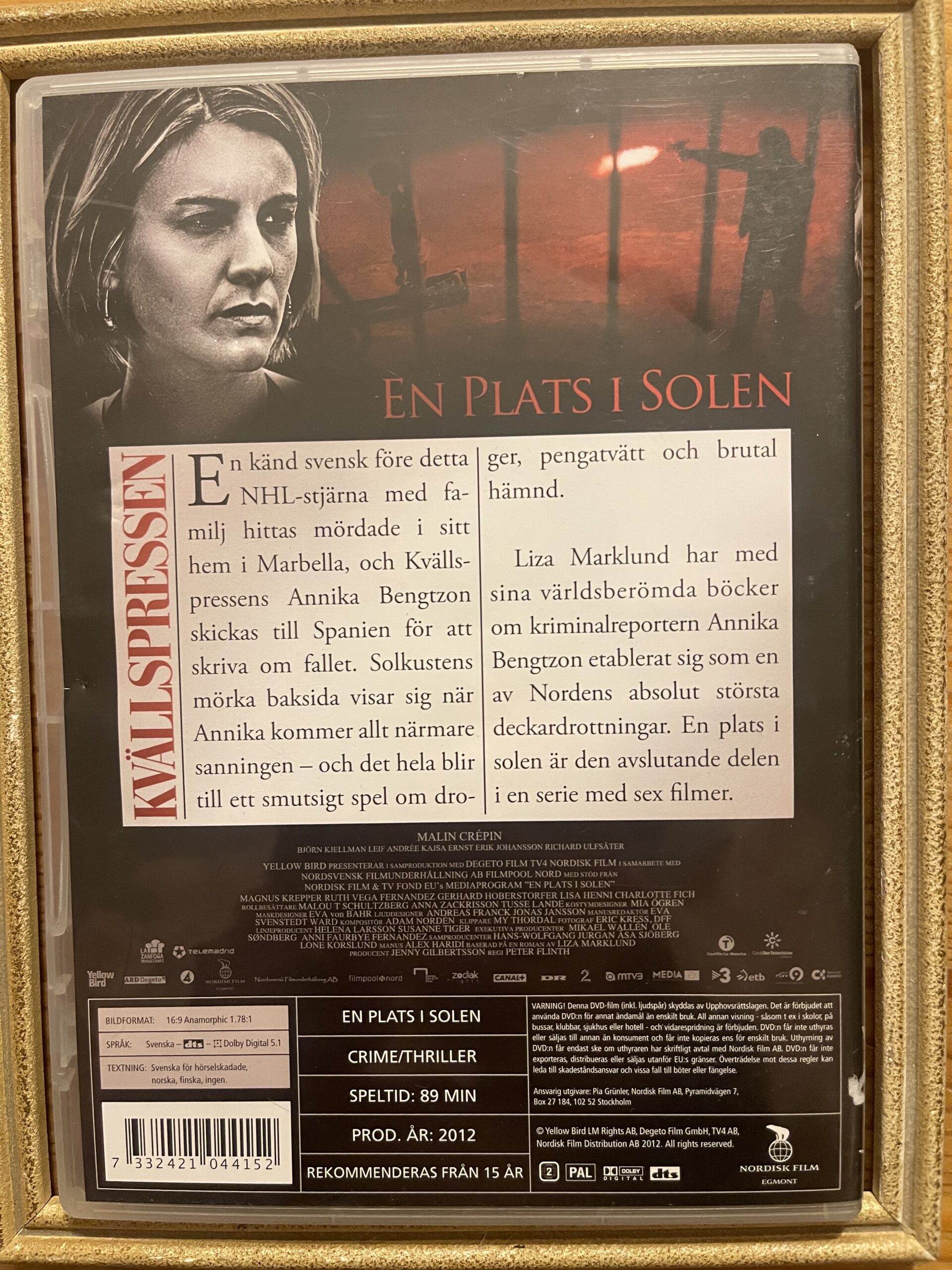 EN PLATS I SOLEN (2012) - Bild 2