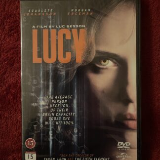LUCY (2014)