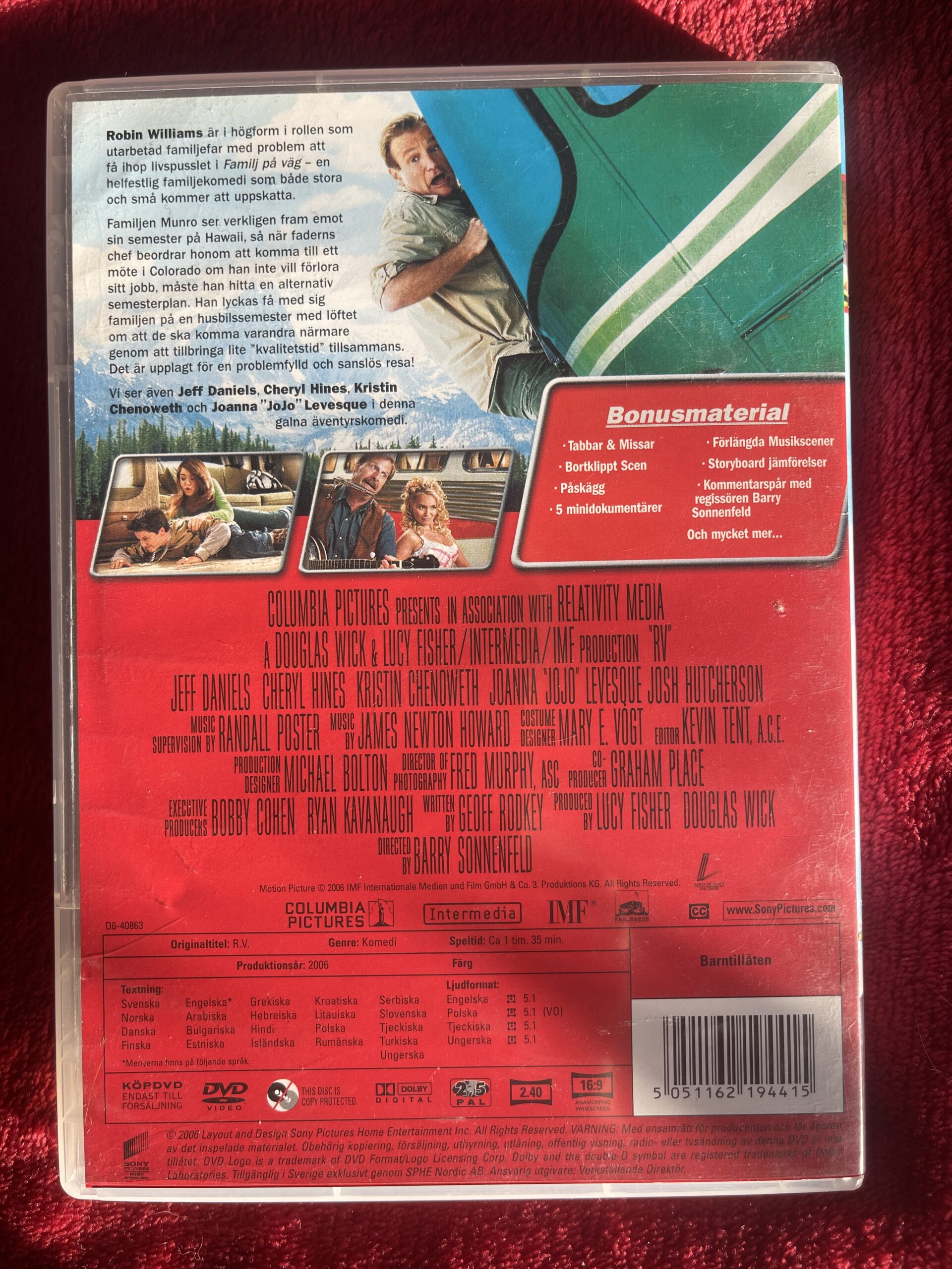 FAMILJ PÅ VÄG - RUNAWAY VACATION (2006) - Bild 2