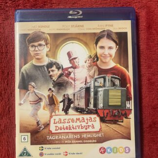 LASSEMAJAS DETEKTIVBYRÅ: TÅGRÅNARENS HEMLIGHET (2019)