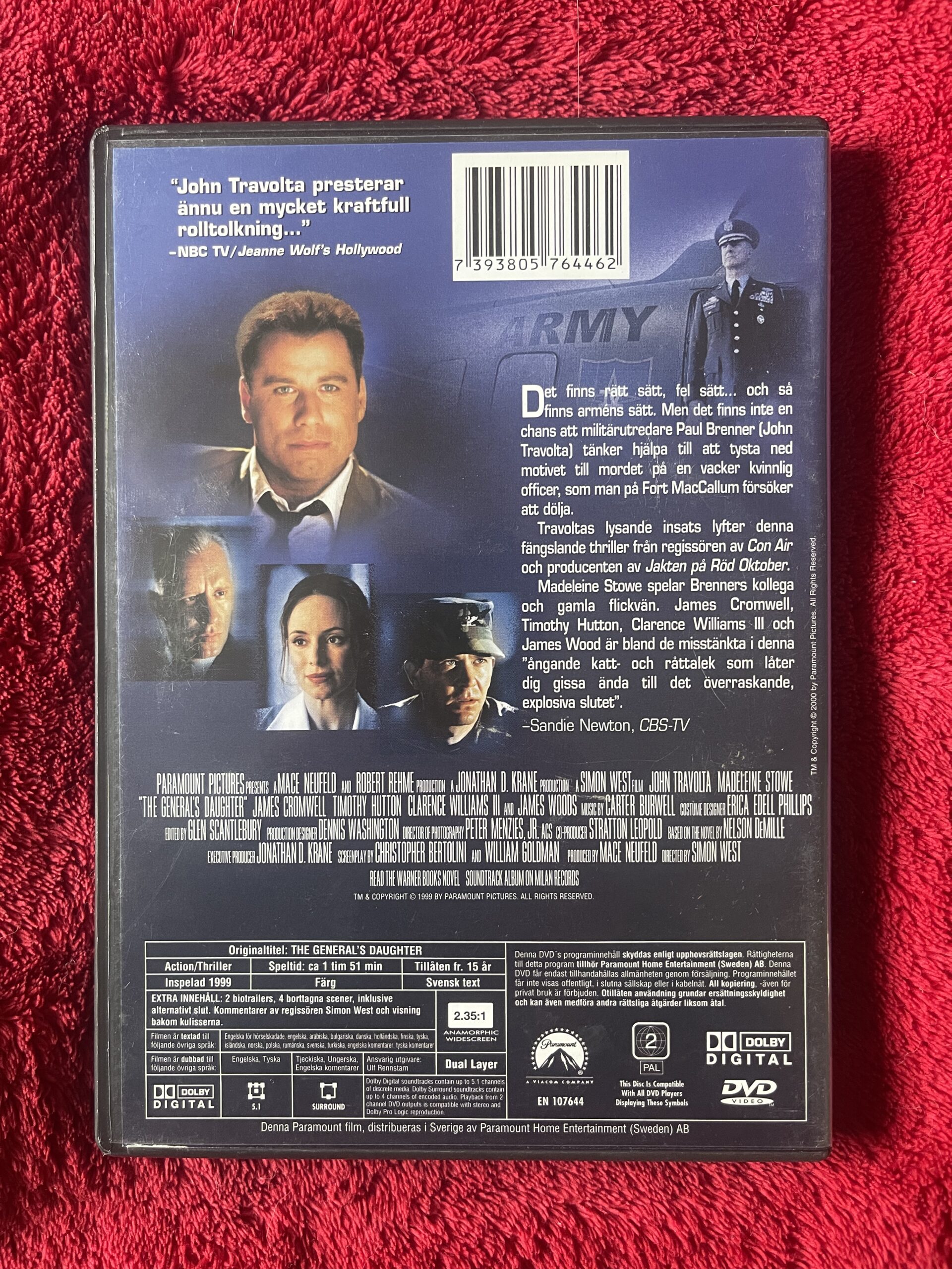 GENERALENS DOTTER (1999) - Bild 2
