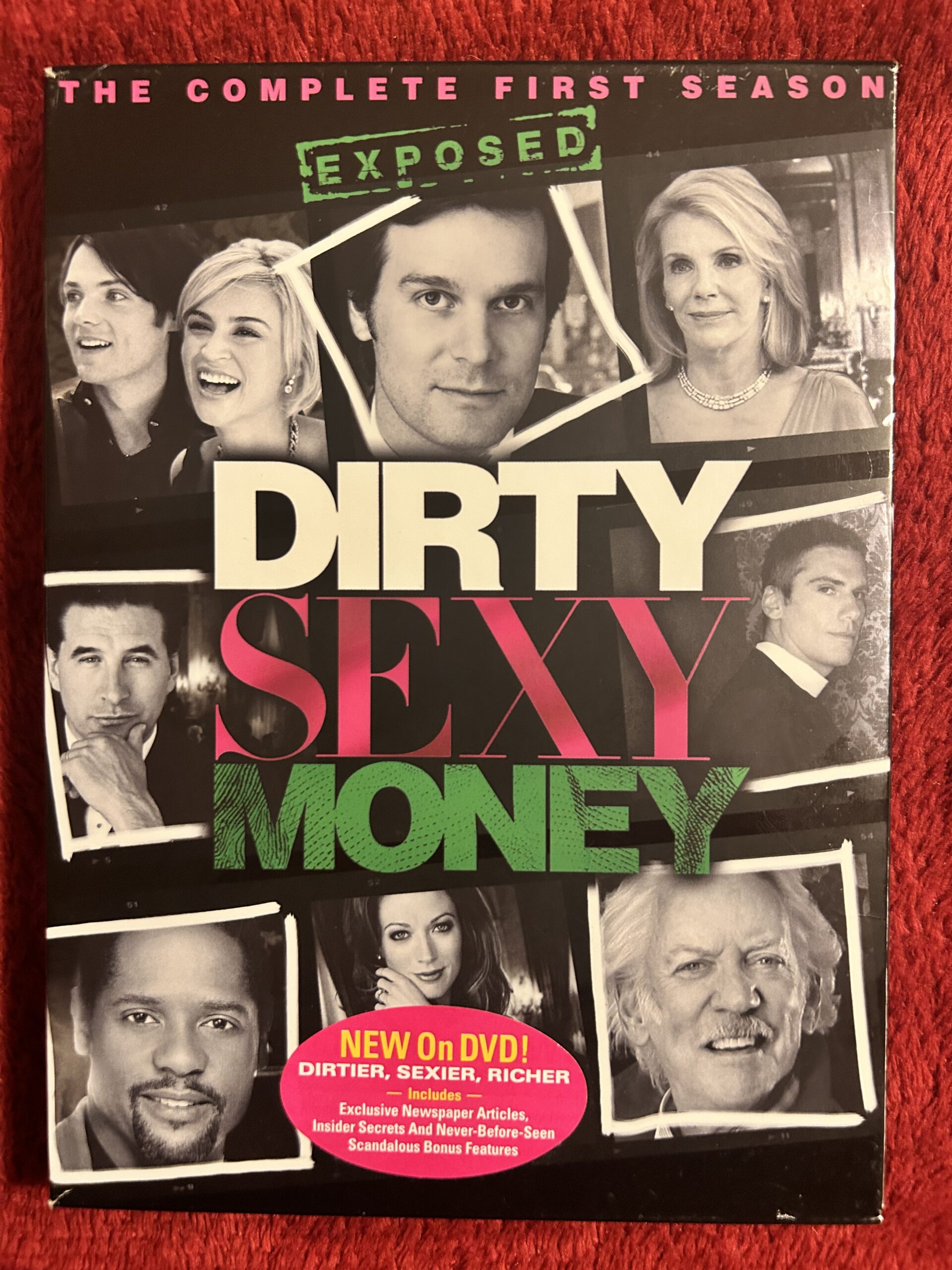 DIRTY SEXY MONEY – SÄSONG 1 (2007) – Drama/TV-serie – DVD