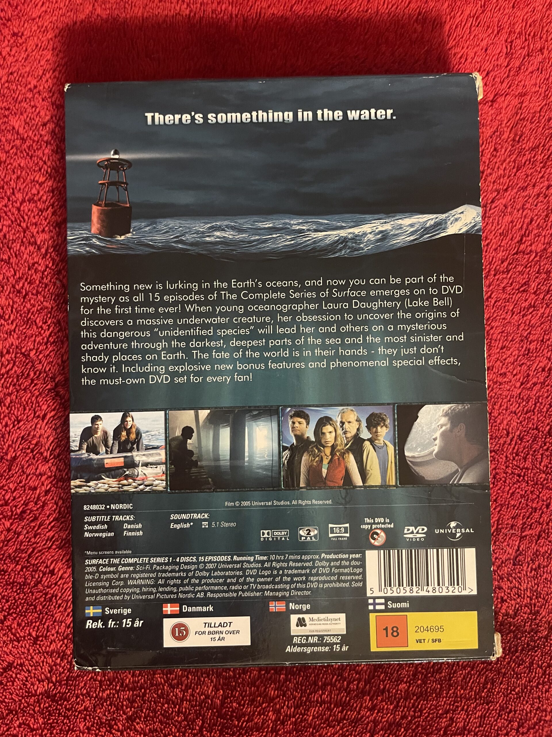 Surface – The Complete Series (2005–2006) | Sci-Fi / Thriller / Drama | DVD (4-disc Box) - Bild 2