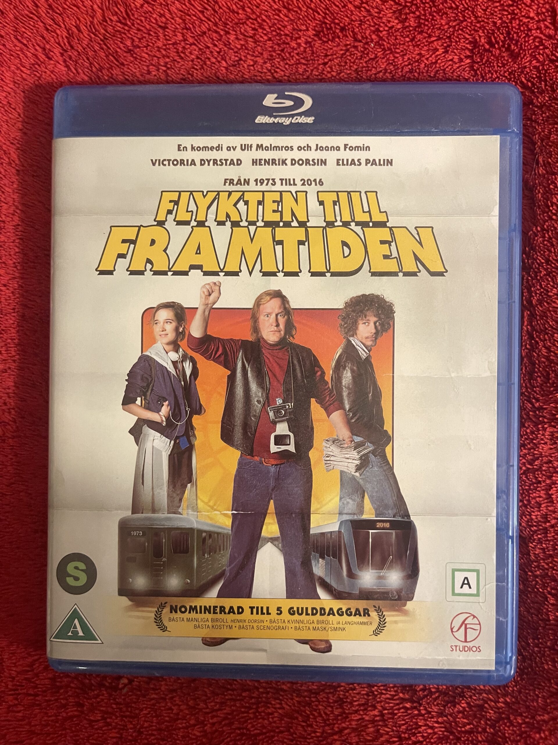 Flykten till Framtiden (2016) – Svensk Komedi / Feelgood / Romantik – Blu-ray HD