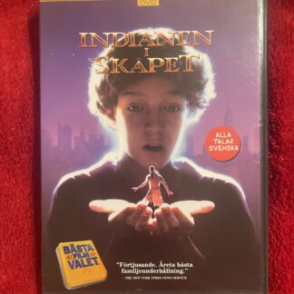 Indian in the Cupboard (Indianen i skåpet) – Familj / Fantasy Äventyr DVD 1995 Region 2 (Svenskt tal)